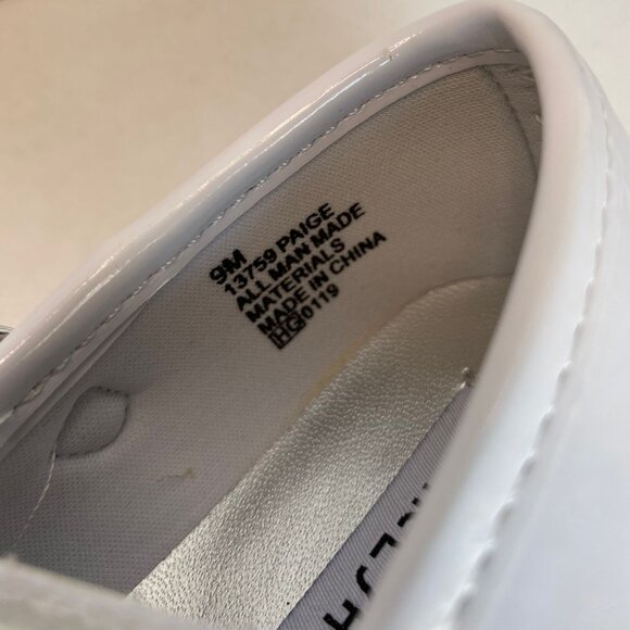 Rachel Shoes White with Floral Design.kids Size 9 - Picture 3 of 6